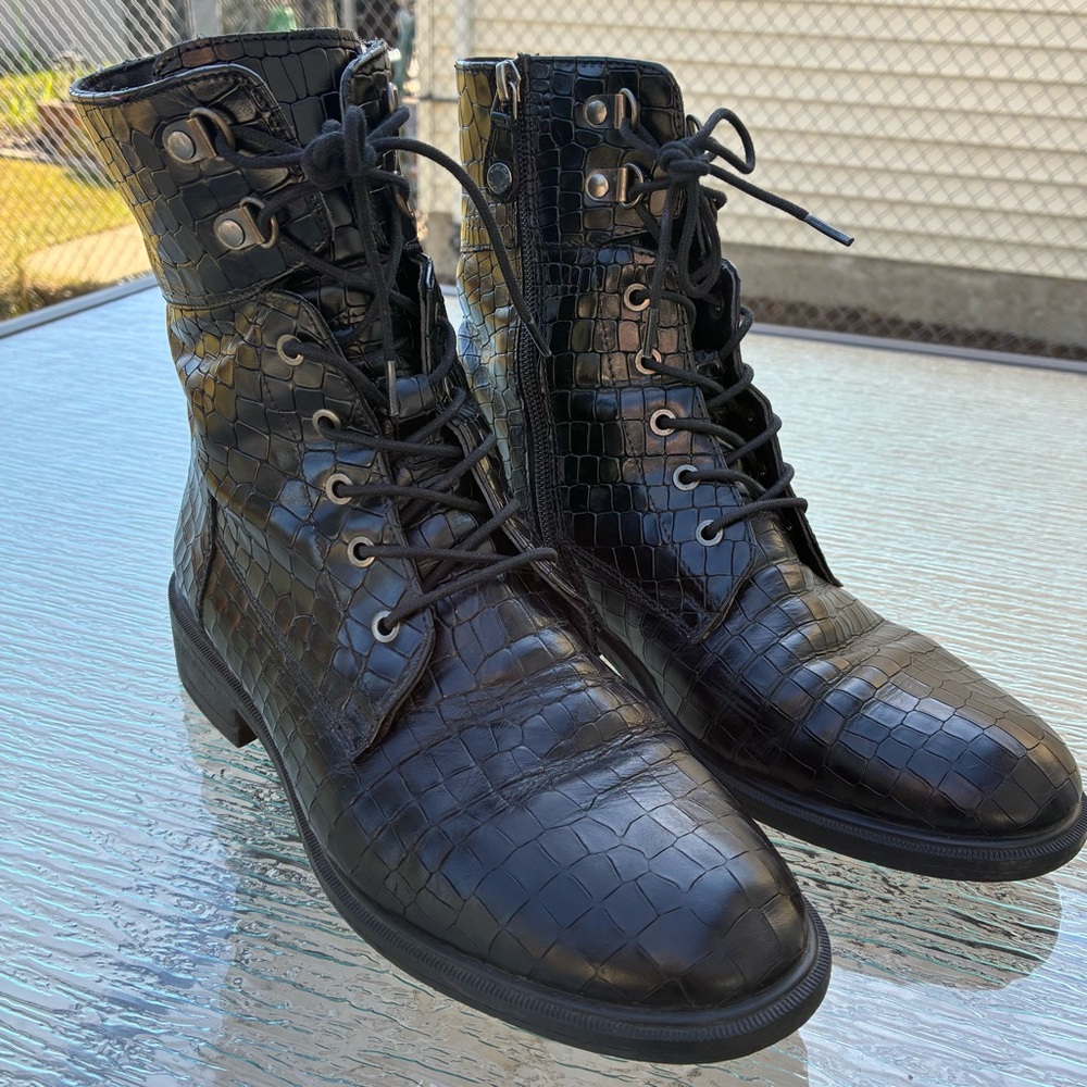 Geox Women's D Catria C Mid Calf Combat Military Boots